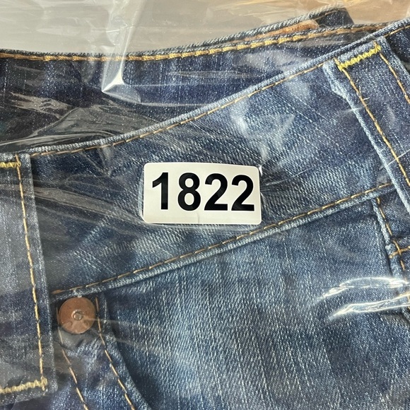 True Religion Straight Leg Flap Pocket Jeans Womens 27 waist Medium wash 1822 - Picture 13 of 13